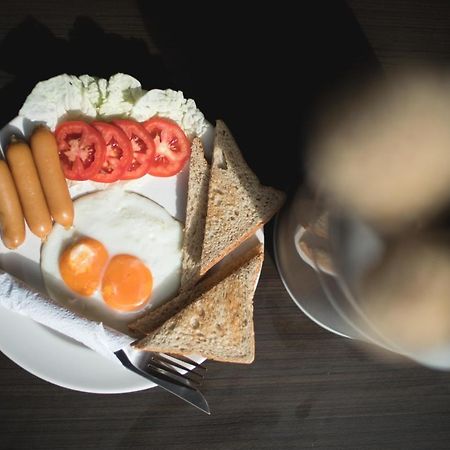 ホテル Minatale Phuket パトン エクステリア 写真