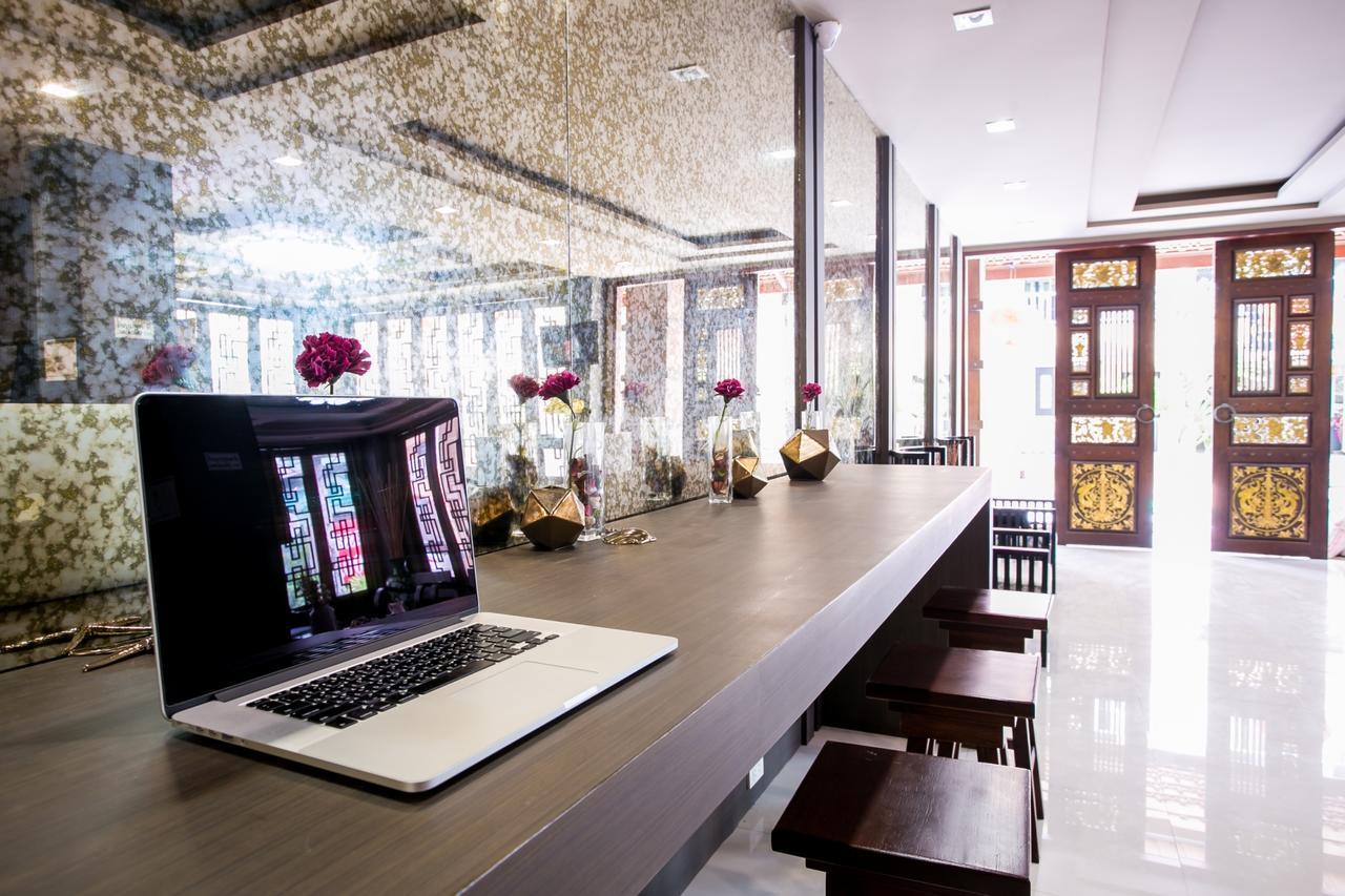 ホテル Minatale Phuket パトン エクステリア 写真