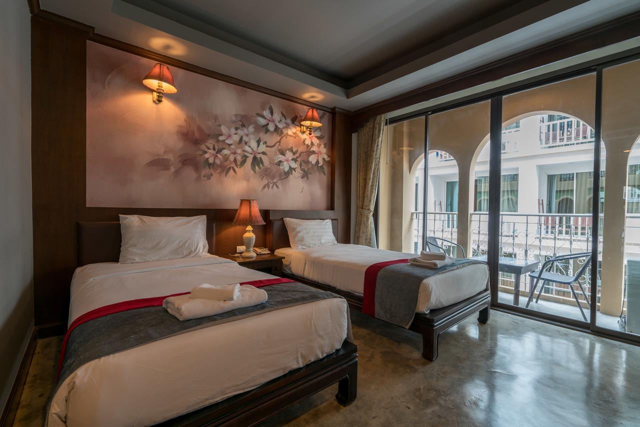 ホテル Minatale Phuket パトン エクステリア 写真